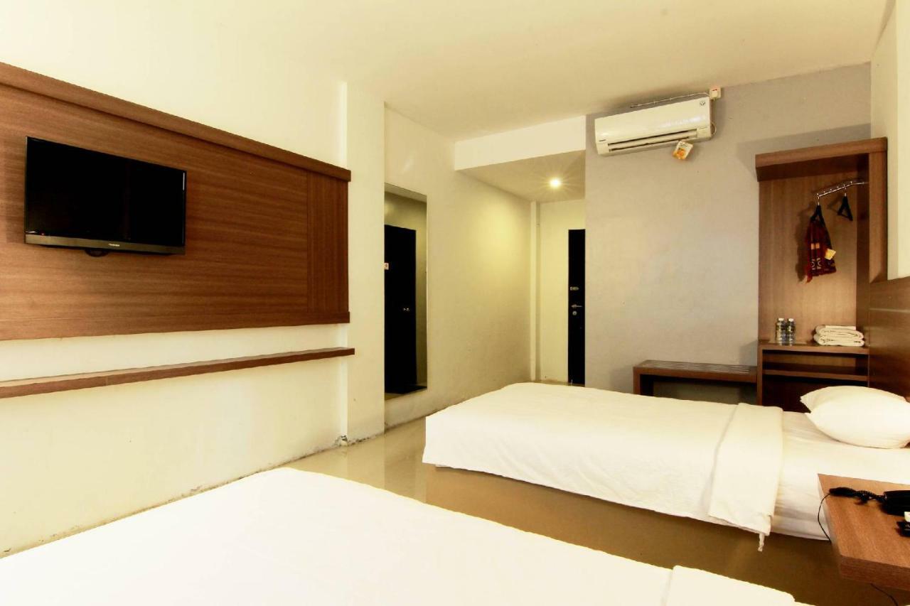 Alzara Hotel Syariah Wonosari Exterior foto